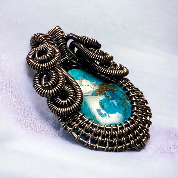 WIRE WRAPPED PENDANT NATURAL GEMSTONE - Picture 1 of 3